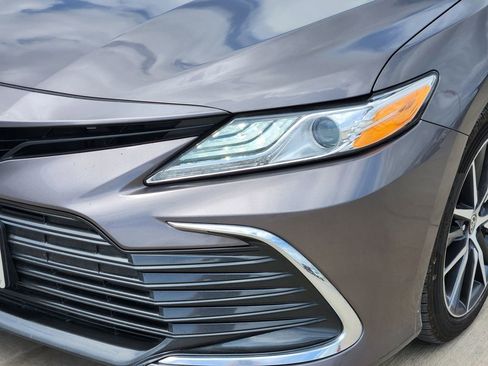 Used 2024 Toyota Camry XLE FWD image 9