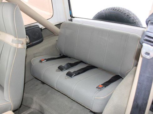 Used 1989 Jeep Wrangler Sahara image 31