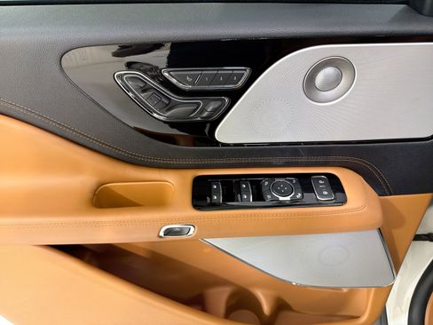 Used 2023 Lincoln Aviator Black Label Grand Touring w/ Class IV Trailer Tow Package image 12