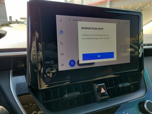 Used 2025 Toyota Corolla LE image 26