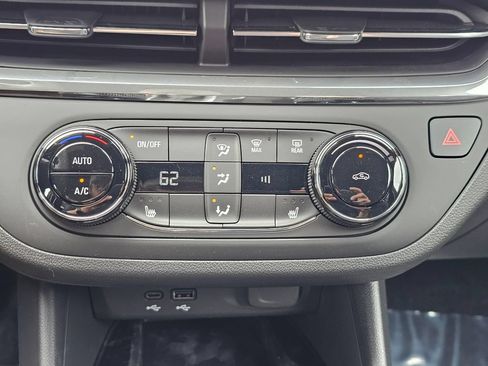 New 2026 Buick Envista Sport Touring w/ Convenience I Package FWD image 30