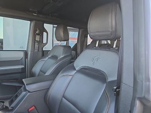 Used 2023 Ford Bronco Badlands w/ Sasquatch Package image 35