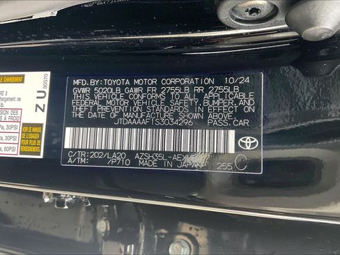 Used 2025 Toyota Crown XLE image 36