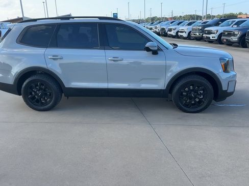 Used 2024 Kia Telluride SX Prestige X-Pro AWD/4WD image 9