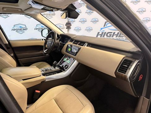 Used 2018 Land Rover Range Rover Sport HSE image 28