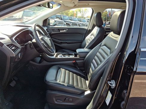 Used 2020 Ford Edge SEL w/ Convenience Package image 13