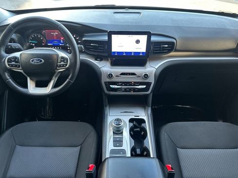 Certified 2023 Ford Explorer XLT image 15