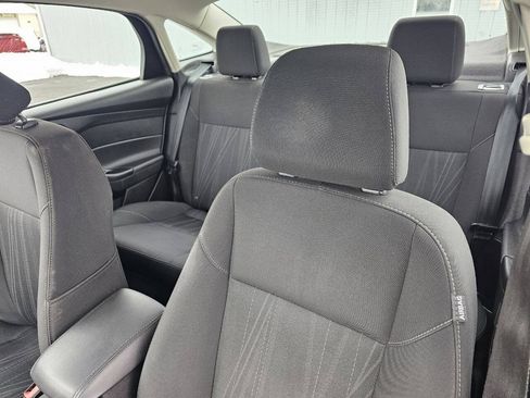 Used 2016 Ford Focus SE FWD image 14