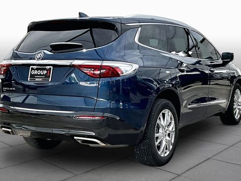 Used 2024 Buick Enclave Premium AWD/4WD image 13