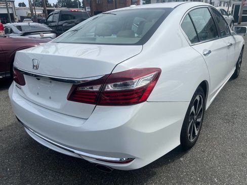 Used 2016 Honda Accord EX-L image 9