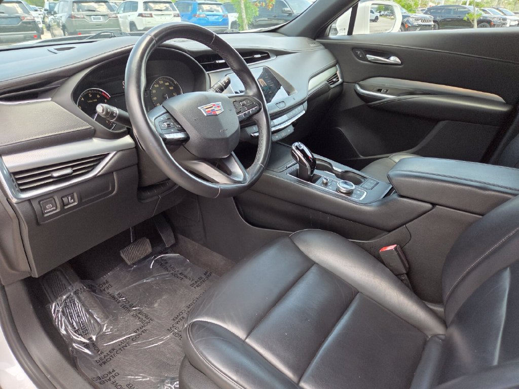 Used 2021 Cadillac XT4 Premium Luxury w/ Driver Awareness Package FWD image 29