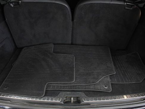 Used 2016 Volvo XC90 T6 Momentum AWD/4WD image 20