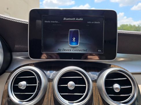 Used 2015 Mercedes-Benz C 300 Sedan image 38
