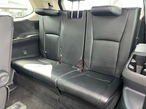 Used 2025 Toyota Grand Highlander XLE image 24