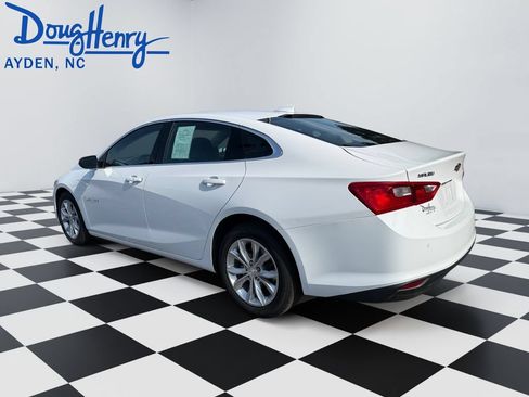 Used 2024 Chevrolet Malibu LT FWD image 3