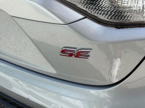 Used 2021 Toyota Corolla SE FWD image 8