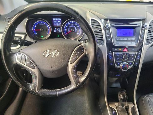 Used 2015 Hyundai Elantra GT w/ Option Group 02 FWD image 22