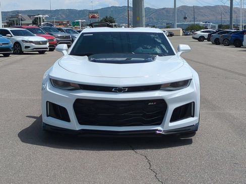 Used 2023 Chevrolet Camaro ZL1 RWD image 8