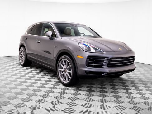Used 2021 Porsche Cayenne E-Hybrid AWD/4WD image 6