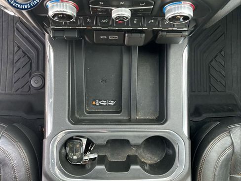 Used 2020 GMC Sierra 1500 AT4 w/ AT4 Premium Package image 25