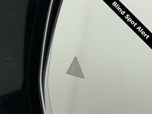 Used 2024 Jeep Grand Cherokee L Limited w/ Luxury Tech Group II image 28