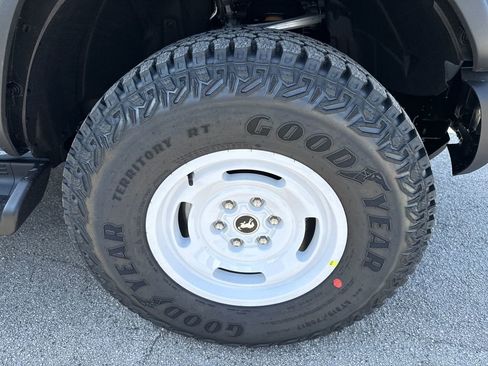 New 2025 Ford Bronco Heritage Edition image 11