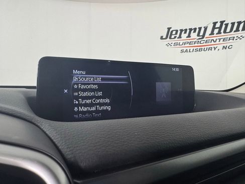 Used 2025 MAZDA CX-50 AWD 2.5 Hybrid w/ Premium Pkg image 19