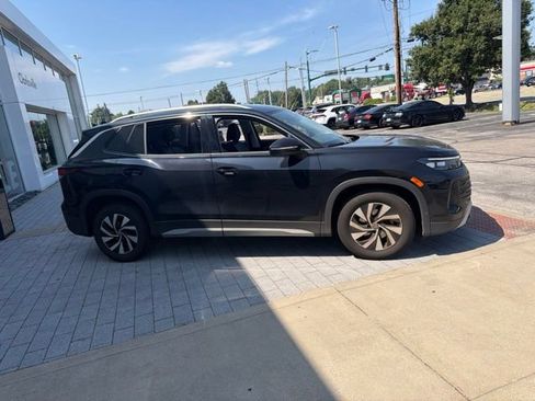 Certified 2025 Volkswagen Tiguan S FWD image 6