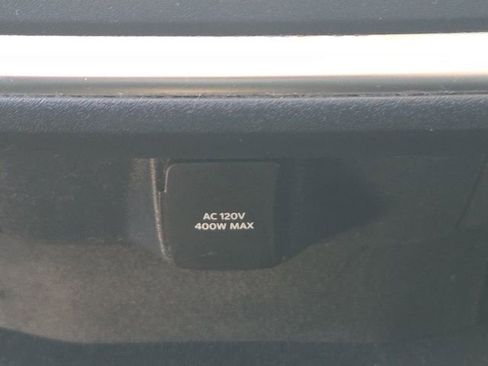 Certified 2025 Ford Expedition Platinum w/ Driver's Package image 22