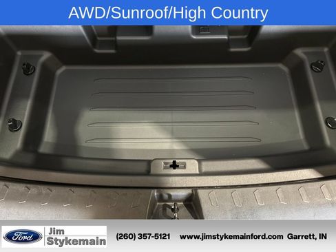 Used 2022 Chevrolet Traverse High Country AWD/4WD image 18