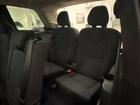 New 2026 Volvo XC90 T8 Plus w/ Protection Package Premier image 29