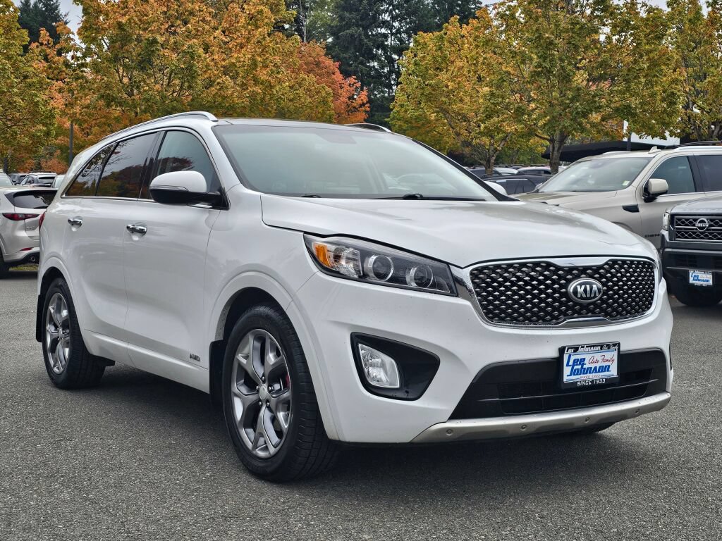Used 2017 Kia Sorento SX AWD/4WD image 3