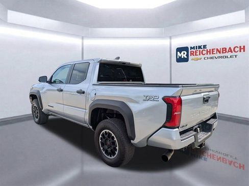 Used 2024 Toyota Tacoma TRD Off-Road AWD/4WD image 6