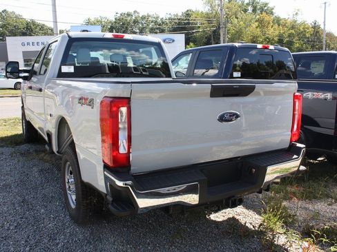 New 2026 Ford F250 XL w/ XL Chrome Package image 6