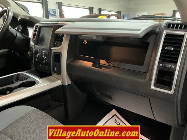 Used 2019 RAM 1500 Classic SLT w/ Luxury Group AWD/4WD image 39
