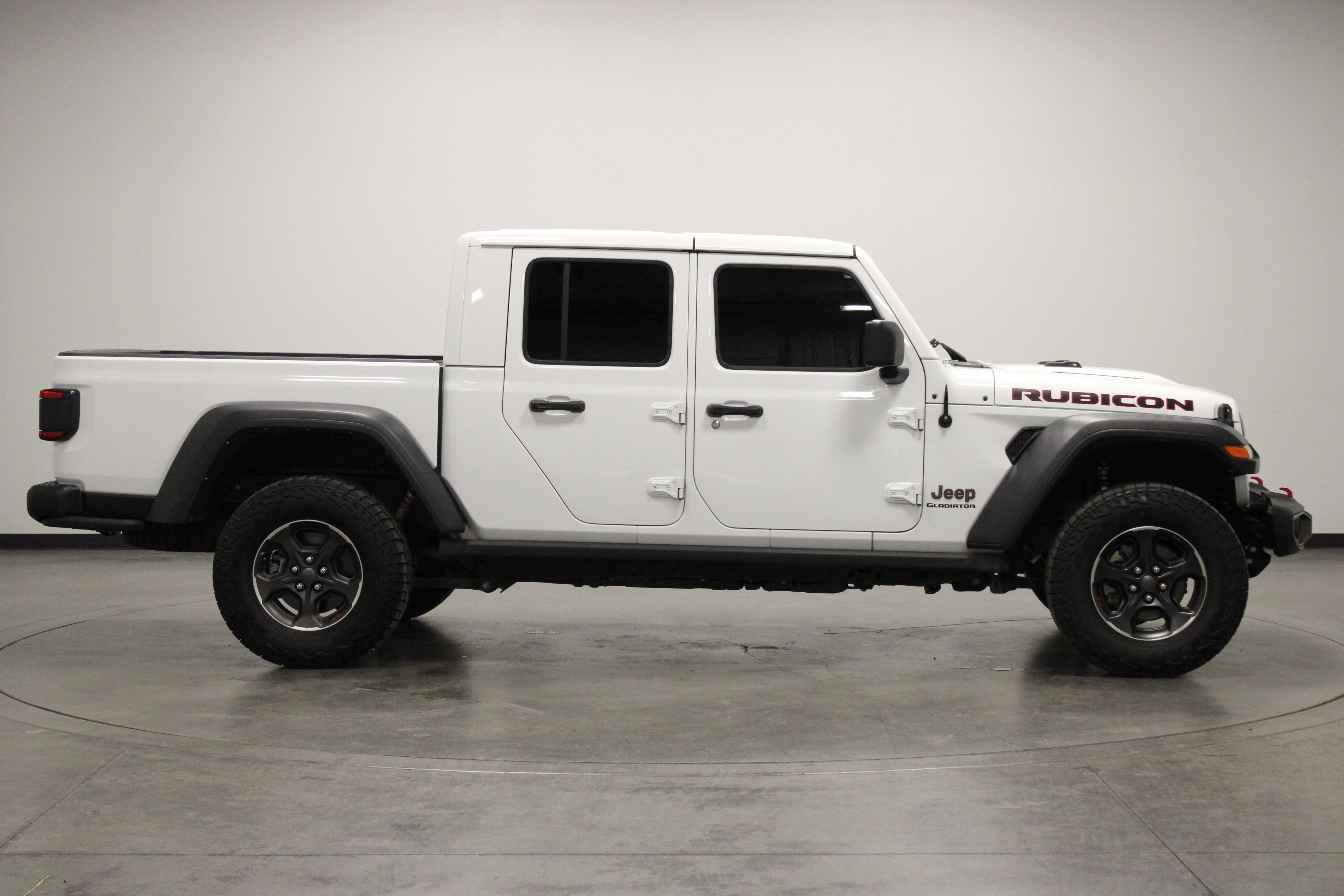 Used 2022 Jeep Gladiator Rubicon w/ LED Lighting Group AWD/4WD image 9