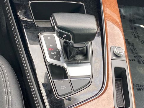 Used 2022 Audi A5 2.0T Premium Plus w/ Premium Plus image 11