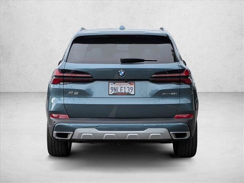 Used 2025 BMW X5 xDrive40i w/ Premium Package AWD/4WD image 7