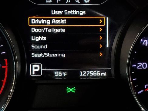 Used 2016 Kia Sedona SX FWD image 34