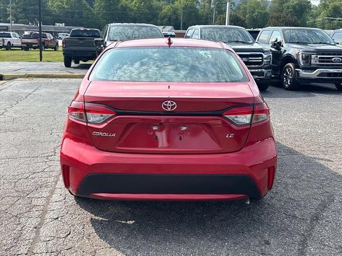 Used 2021 Toyota Corolla LE FWD image 6