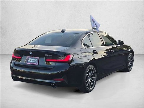 Used 2022 BMW 330i Sedan w/ Driving Assistance Package RWD image 5