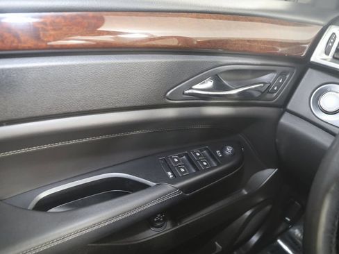 Used 2016 Cadillac SRX Luxury w/ Driver Awareness Package image 30