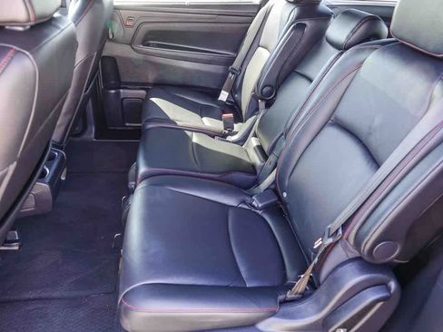 Used 2025 Honda Odyssey Sport-L image 17
