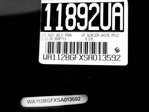 Certified 2025 Audi Q6 e-tron Premium w/ Convenience Package image 25