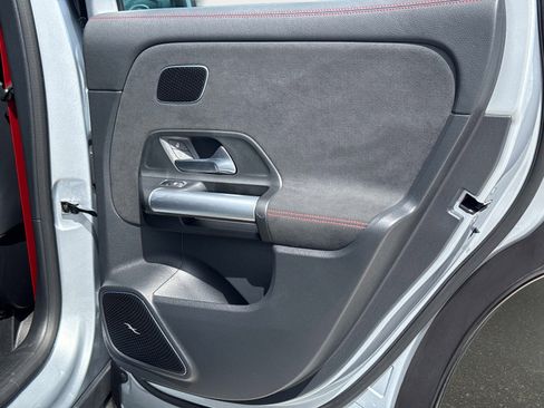 Used 2025 Mercedes-Benz GLA 35 AMG GLA 35 AMG image 28