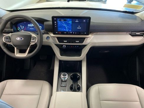 New 2026 Ford Explorer Active w/ Active Comfort Package image 13