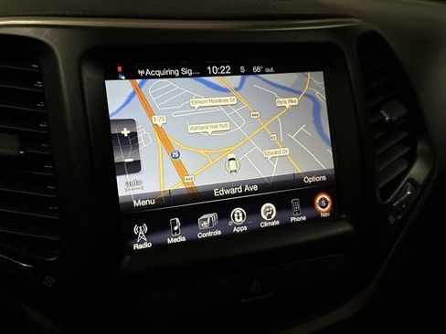 Used 2015 Jeep Cherokee Latitude w/ Cold Weather Group image 15