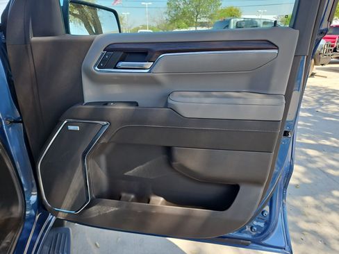 Certified 2024 GMC Sierra 1500 SLT w/ SLT Premium Plus Package image 31