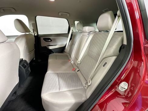 Used 2023 Nissan Rogue SV image 25