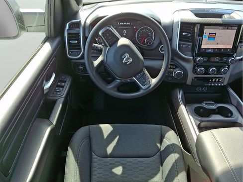 New 2026 RAM 1500 Express AWD/4WD image 6